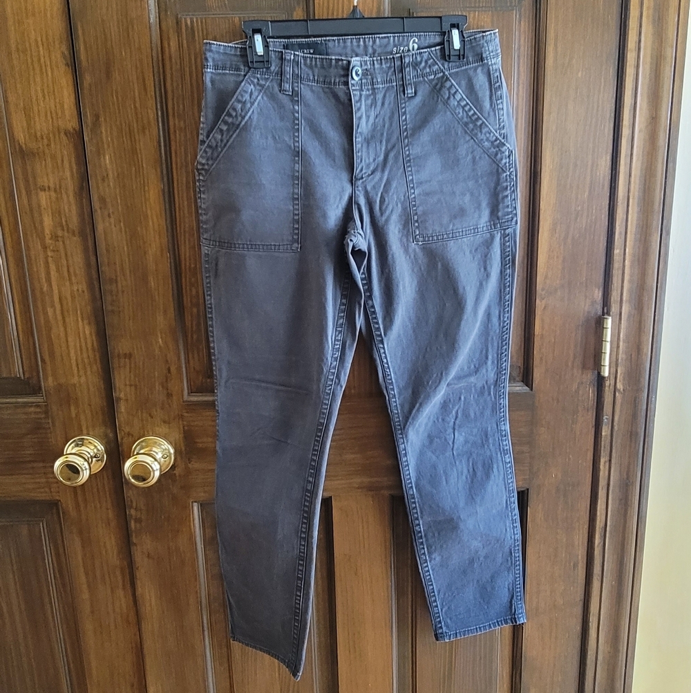 J. Crew Sz 6 Gray Casual Pants W 30 R 9.5 L 28